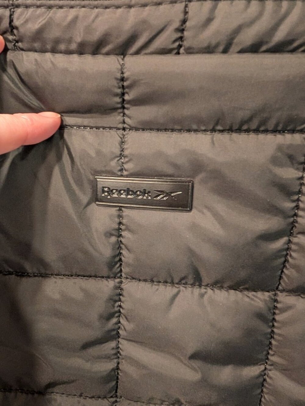 Reebok black massenger bag - Picture 2 of 7